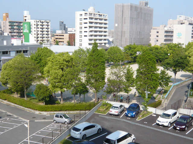 公園歩1分