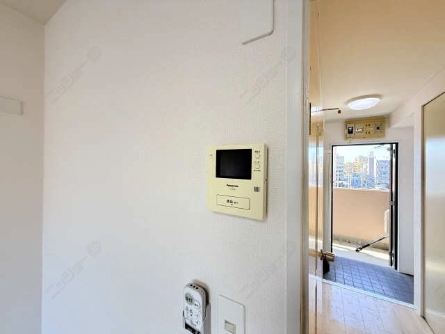 モニター付きインターホン