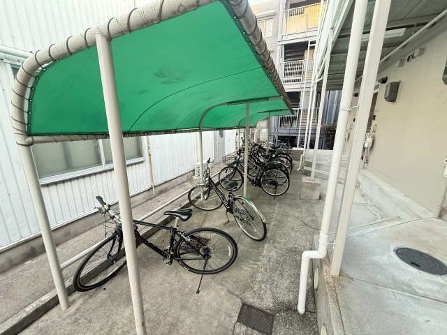   駐輪場