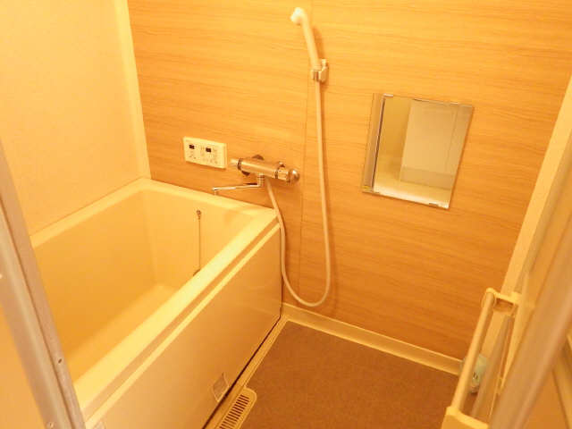 エステートサクマ 2階 浴室