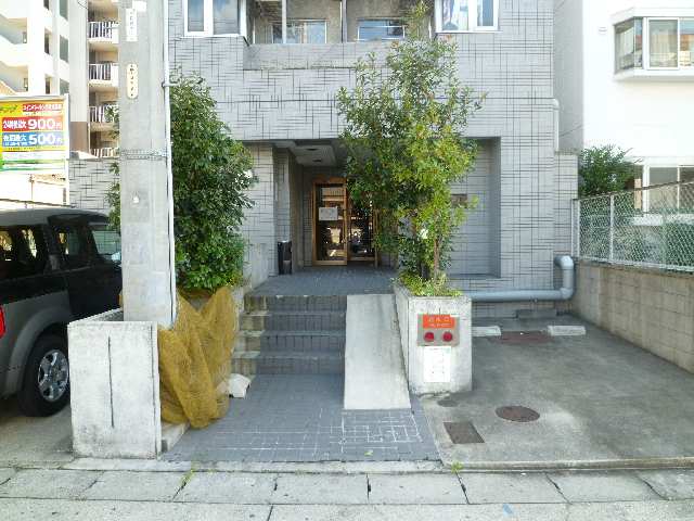 マンション入口