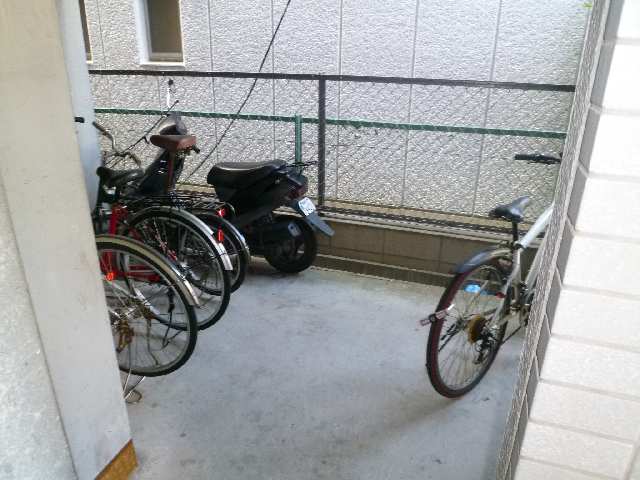 駐輪場①
