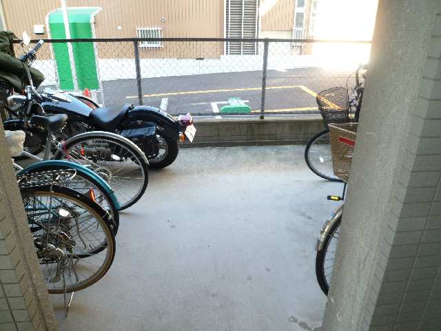 駐輪場②