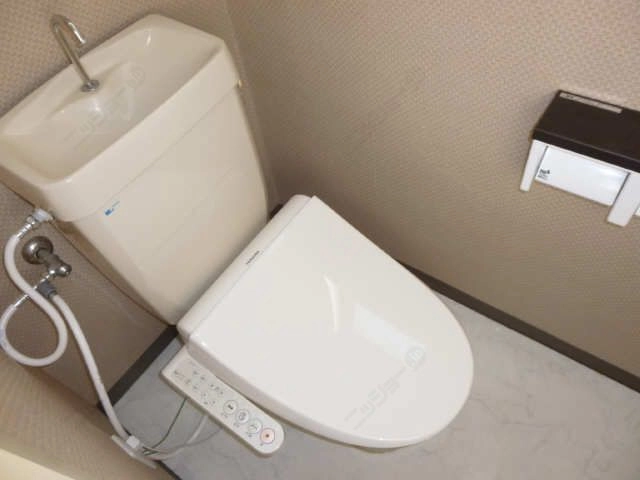 シャワー付トイレ