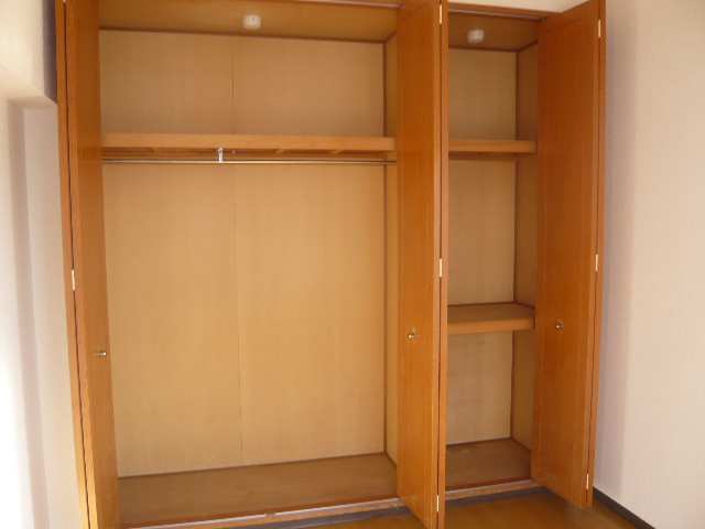 東洋間収納