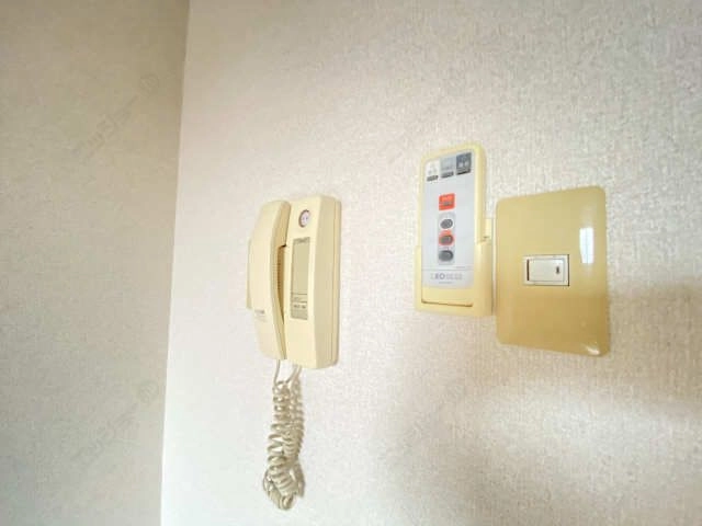 インターホン