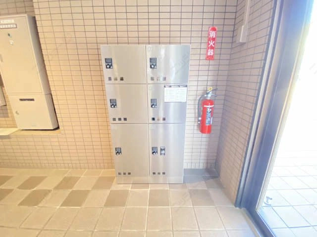 宅配ボックス