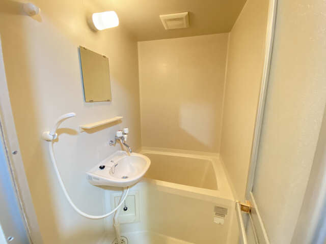 ファンタジア平針Ⅱ 2階 浴室