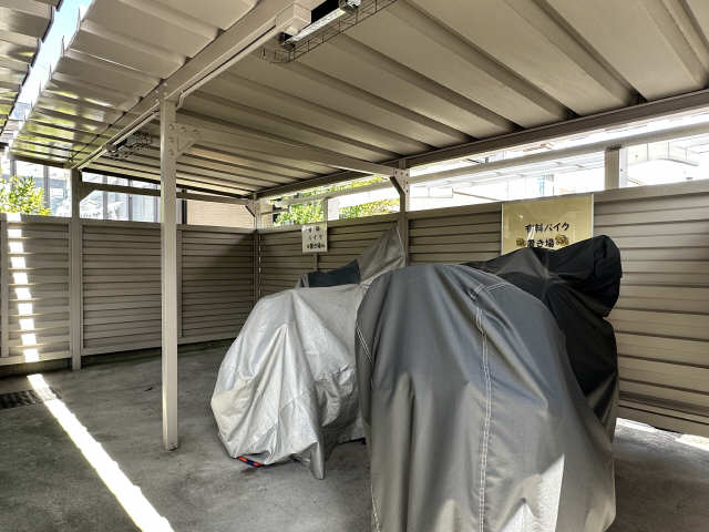 バイク置き場