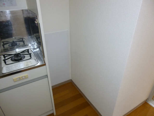 冷蔵庫置き場