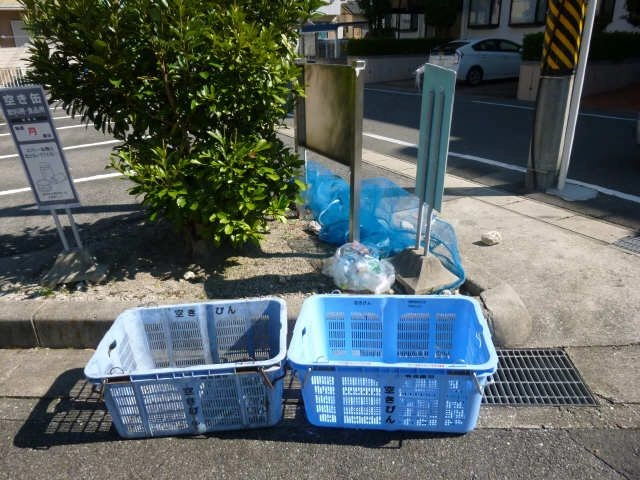 ゴミ置き場