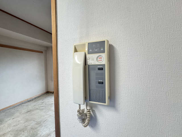 インターホン