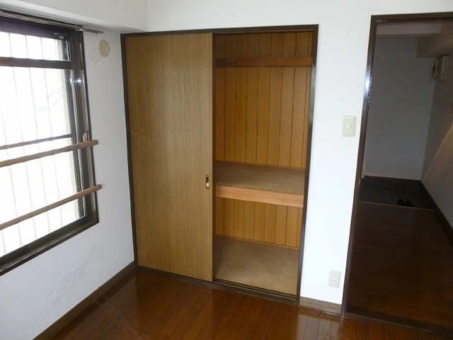 北洋間収納