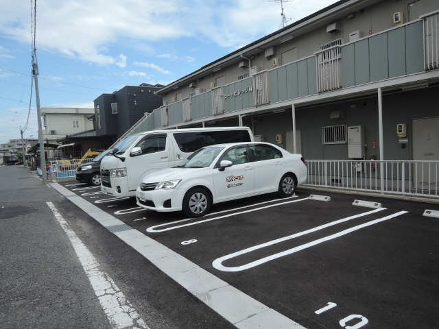 コートビレッジ緑 1階 駐車場