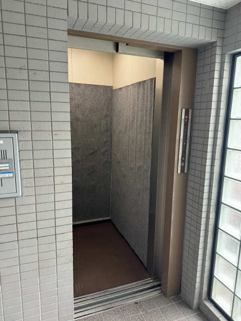 エレベータ