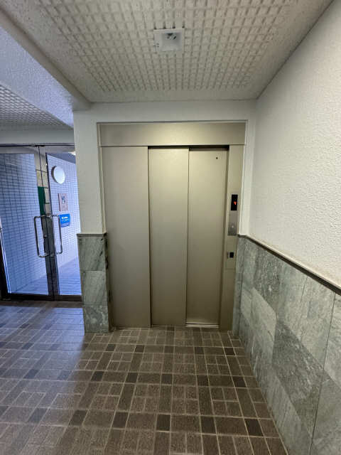 エレベータ