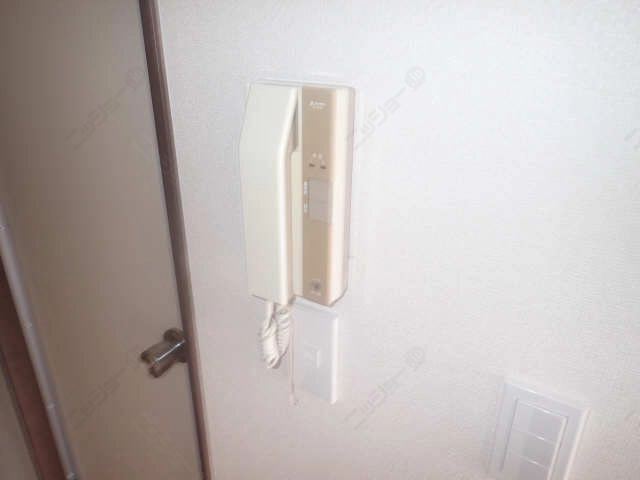 インターホン
