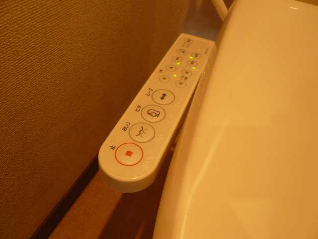 シャワートイ�レ