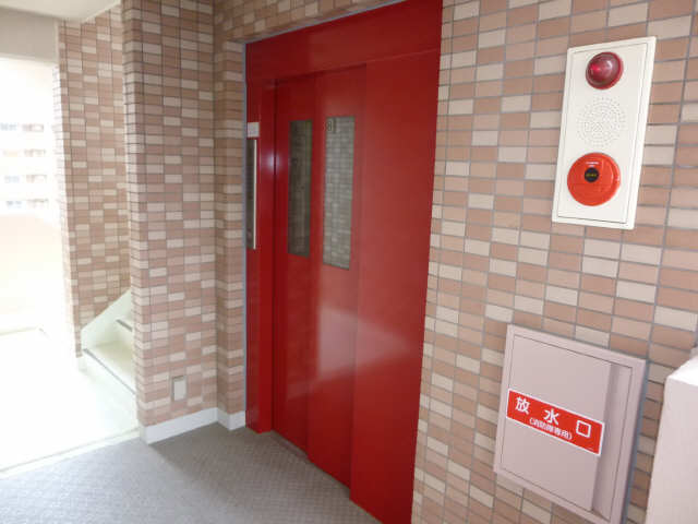 エレベー��ター