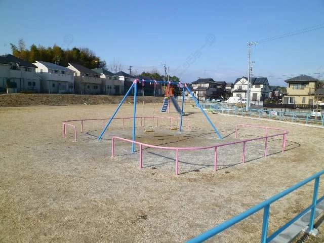 荒池下公園歩1分