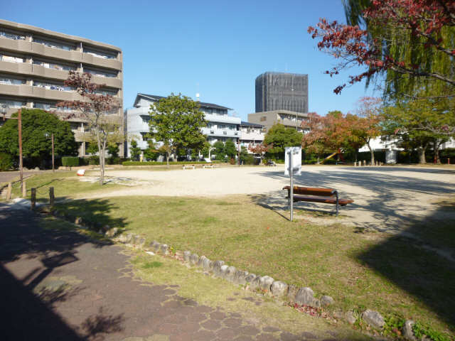 公園徒歩2分