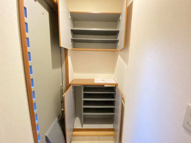シューズBOX