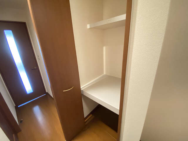 廊下収納