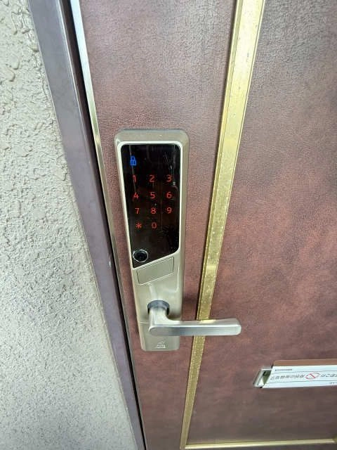 カードキーエントランス