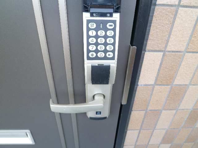 テンキーロック