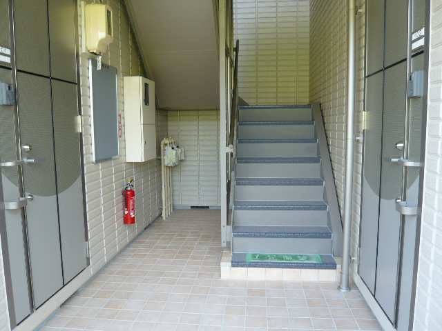 共用階段
