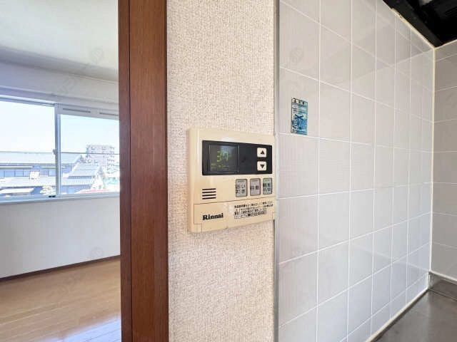 給湯リ  モコン
