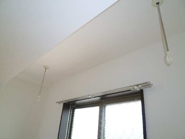 リビング室内物干し