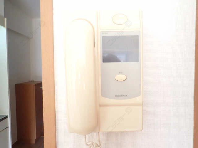 インターホン