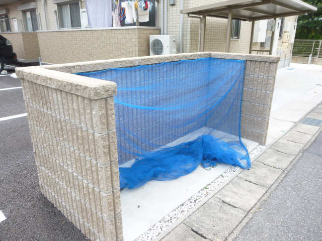 ゴミ置き場