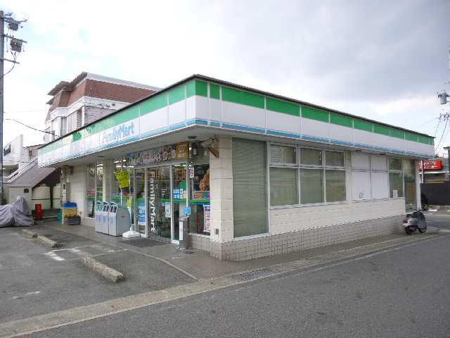 コンビニ歩10分