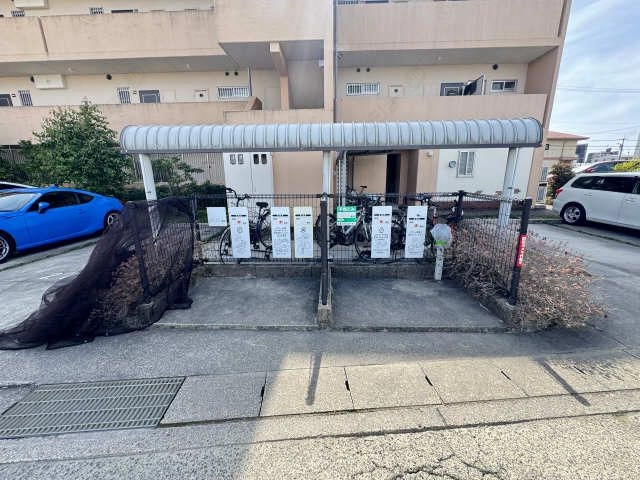 敷地内ゴミ置き場