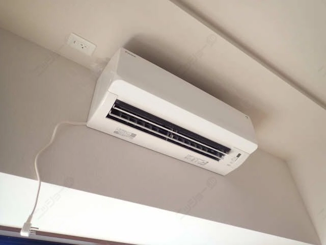 エアコン