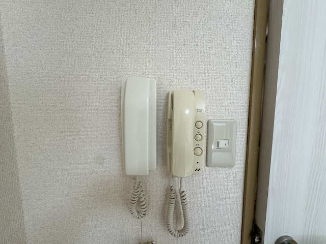 インターホン