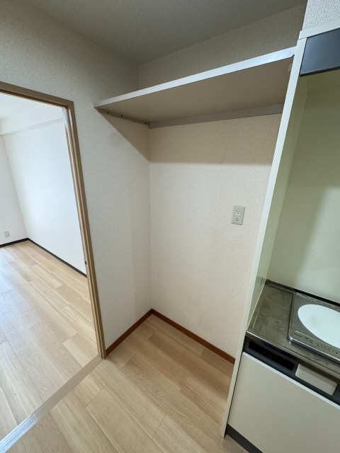 冷蔵庫置き場
