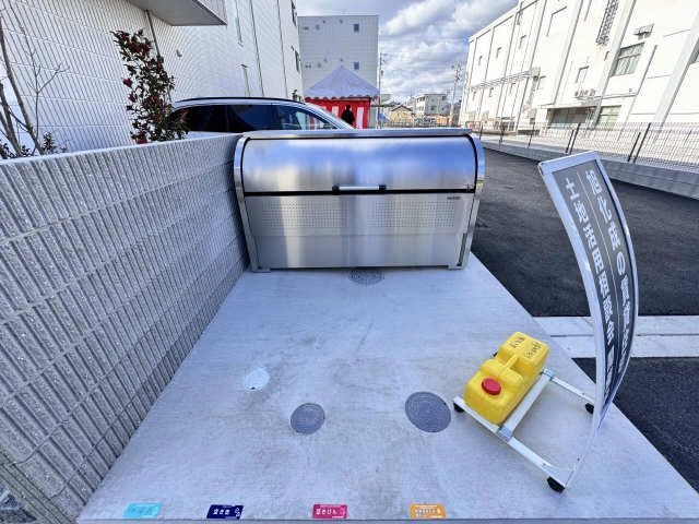 敷地内ゴミ置き場