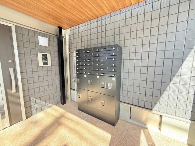 集合ポスト・宅配ボックス