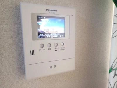 セキュリ  ティ