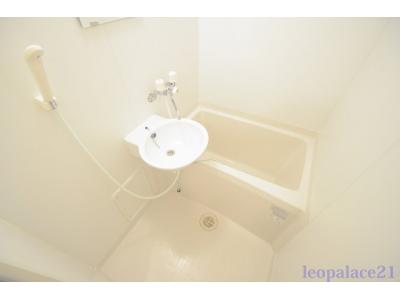 レオパレス天白 1階 浴室