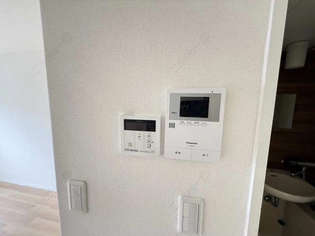 モニター付きインターホン