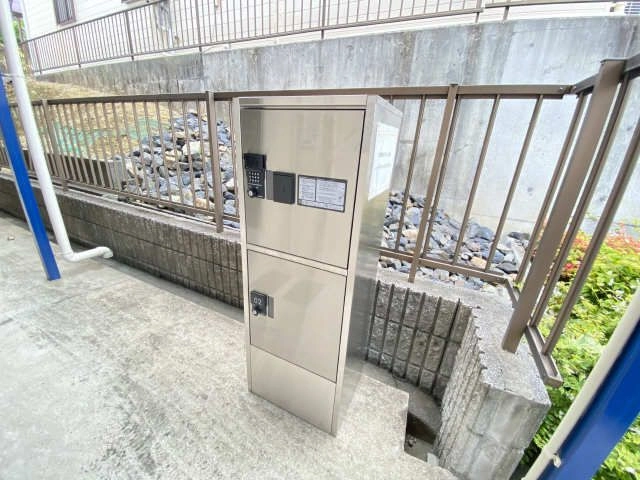 宅配ボックス