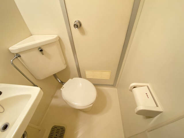 ビューコートカミムラ 1階 WC
