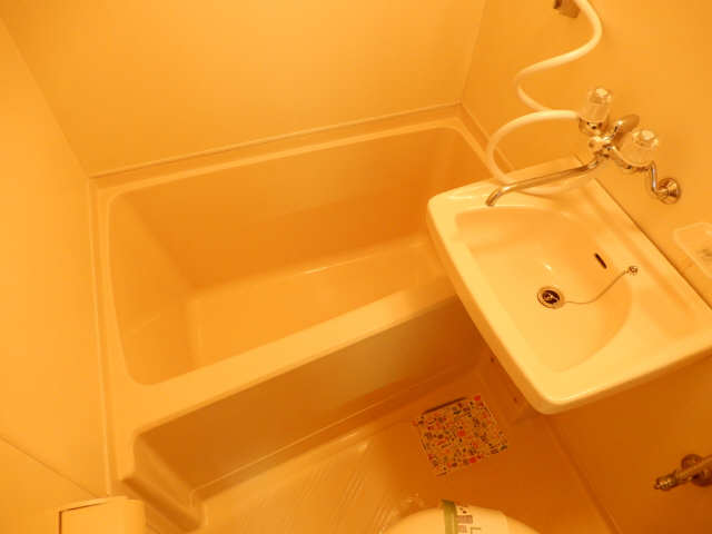 ビューコートカミムラ 2階 浴室
