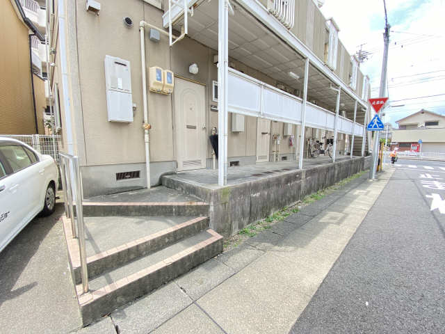 プチメゾン川原 2階 共用部分