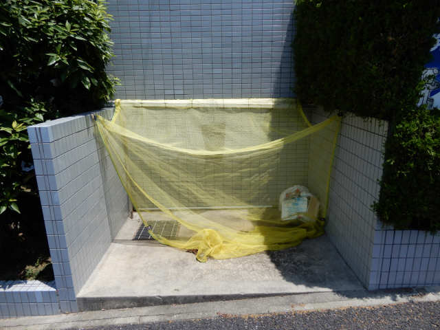 ゴミ収集場所