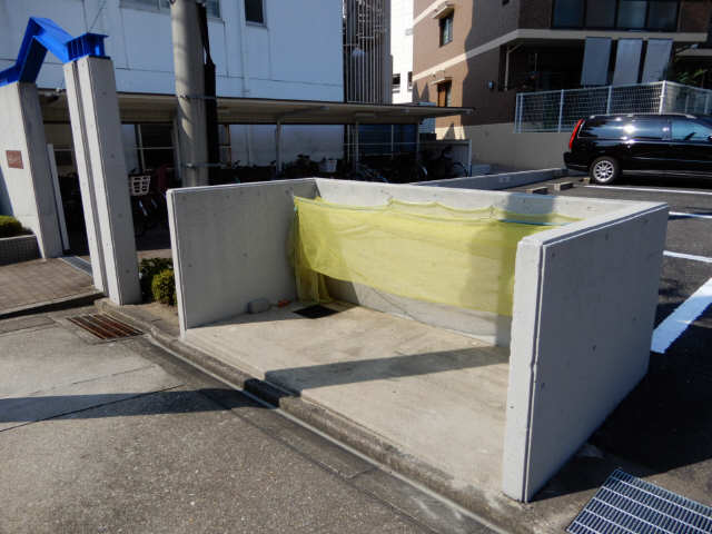 ゴミ置場